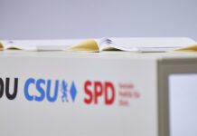 Kretschmer unterstützt Vorstoß für Koalitionsvertrag-Überarbeitung