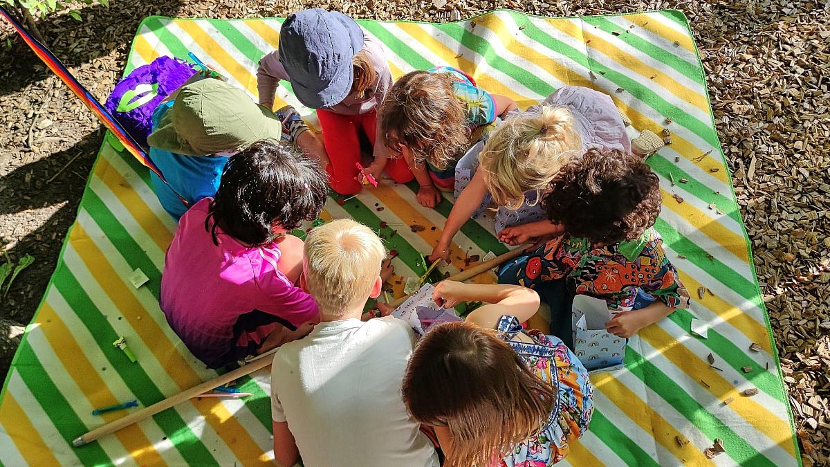 IW: Ostdeutsche Länder investieren stärker in Kinderbetreuung