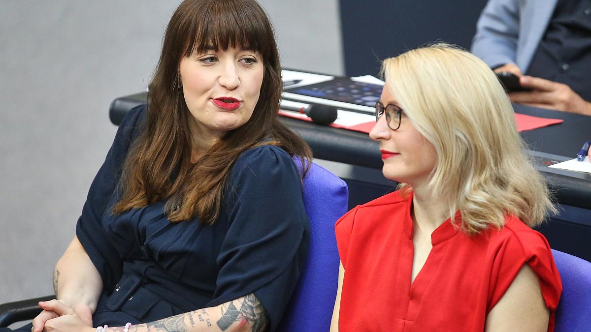 Linke legt im "Politbarometer" kräftig zu - AfD fällt hinter Union