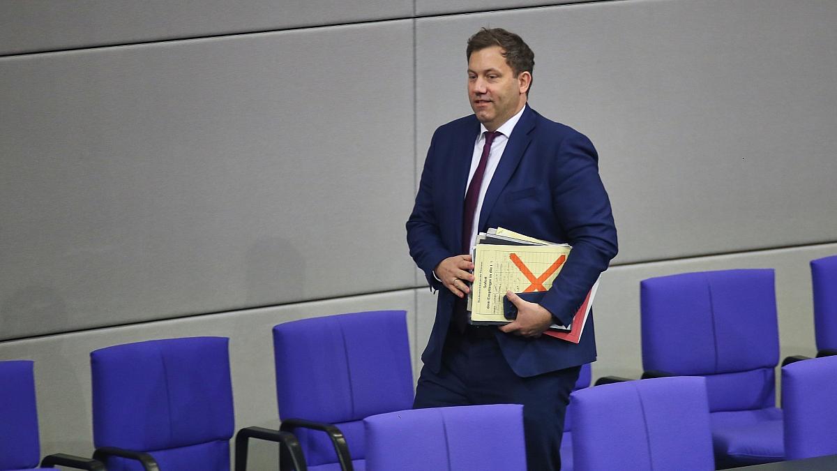 Klingbeil bringt Riester-Reform auf den Weg