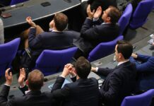 10 Renten-Abweichler in Unionsfraktion – keine bei der SPD