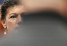 Wagenknecht bezeichnet Brandmauer als "Brandstiftung"