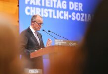 Merz verteidigt auf CSU-Parteitag Koalition mit SPD