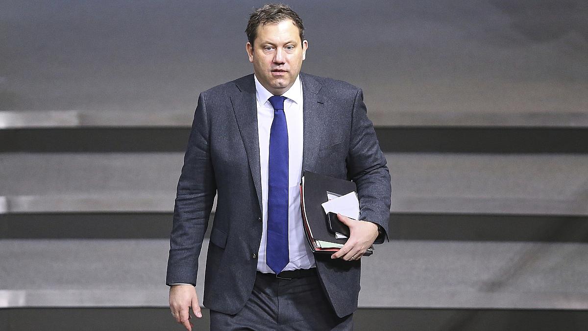 Klingbeil will Bündnis aus Wirtschaftsvertretern und Gewerkschaften