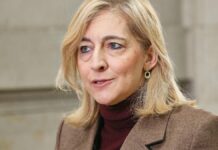 Gesundheitsministerin widerspricht ihrem US-Amtskollegen