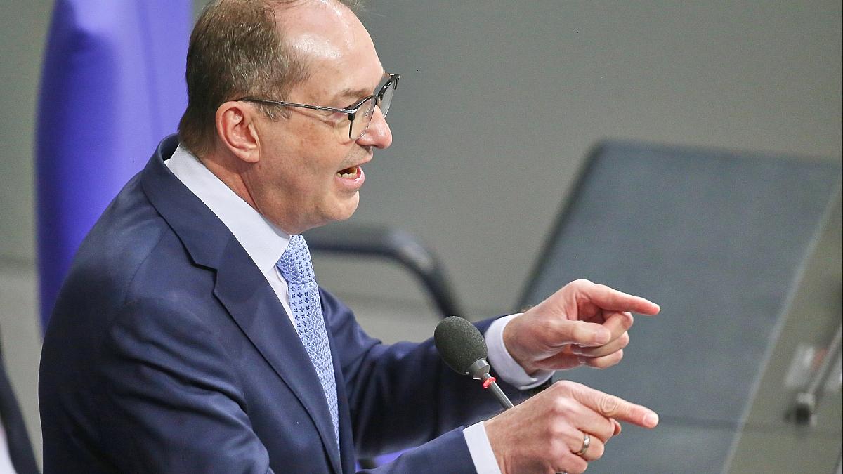 Dobrindt will nach Cyberangriffen künftig "zurückschlagen"