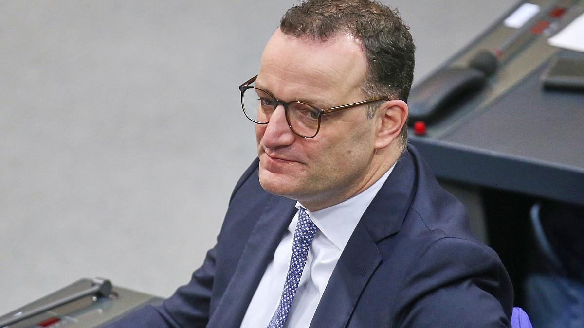 Spahn will Beleidigungsparagrafen zum Schutz von Politikern streichen