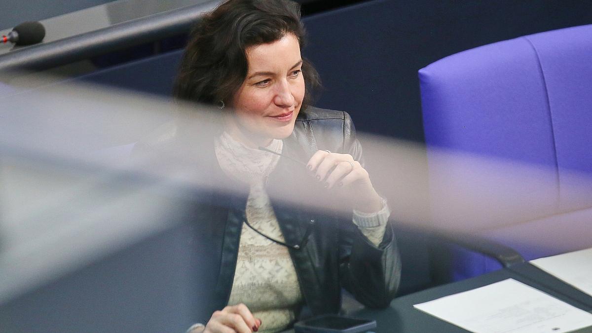 Bär will ersten Fusionsreaktor und mehr Forschung für Frauen