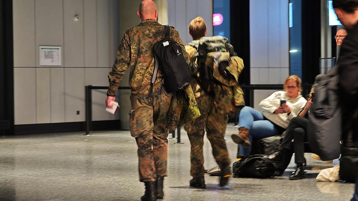 Bundesregierung widerspricht Eindruck überhasteter Grönland-Abreise