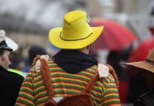 Breher: Haustiere haben auf Karnevalsfeiern nichts zu suchen