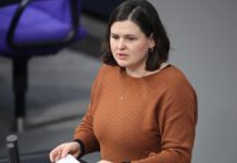 Grüne fordern mehr Druck auf Regime im Iran