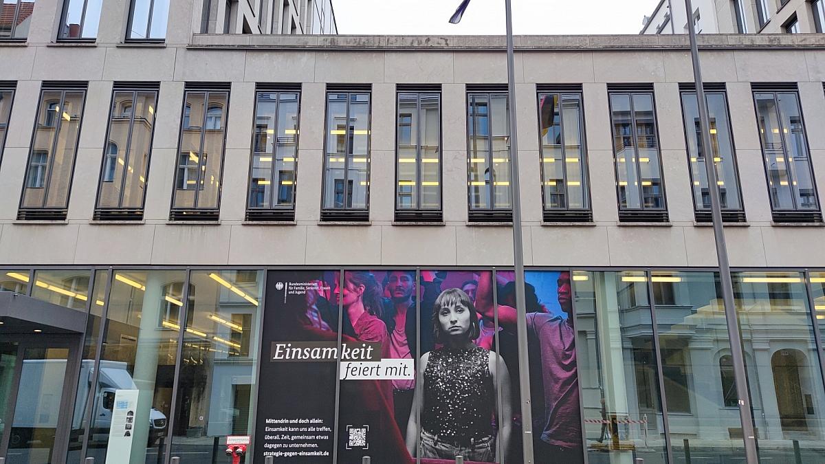 Bildungsministerium erhöht Hürden für Demokratieprogramme