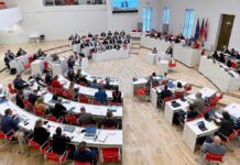 Brandenburg: CDU und SPD beschließen Koalitionsverhandlungen Brandenburg: CDU und SPD beschließen Koalitionsverhandlungen