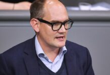 Grüne werfen Kennedy gezielte Stärkung von Verfassungsfeinden vor