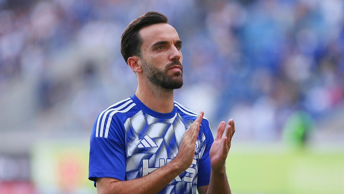 2. Bundesliga: Schalke rettet späten Punkt gegen Lautern