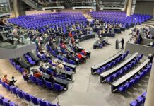 Grüne unterstützen Verschärfung des Abgeordnetengesetzes