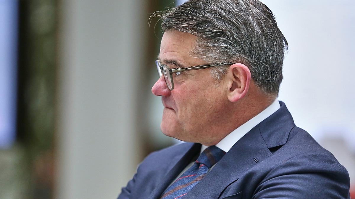 Rhein stellt sich gegen Forderungen von CDU-Wirtschaftsflügeln