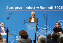 Von der Leyen will schnellere Genehmigungsverfahren für Industrie