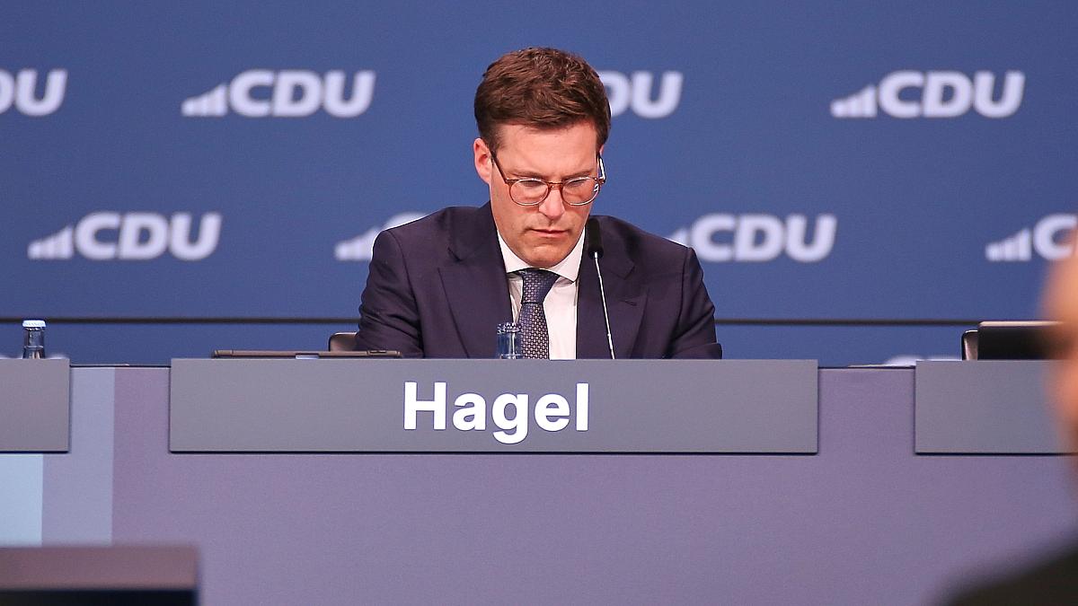 Warken nimmt Hagel wegen umstrittenem Video in Schutz