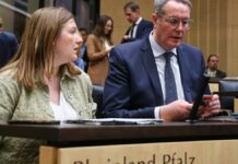 Schweitzer wirbt für Fortsetzung der Ampel in Rheinland-Pfalz