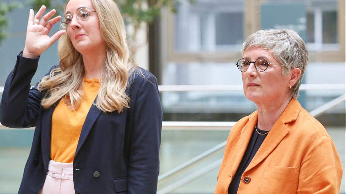 Grüne bieten Merz Zusammenarbeit bei Sozialreformen an