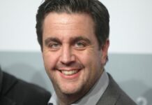 Bastian Pastewka besorgt um Meinungsfreiheit